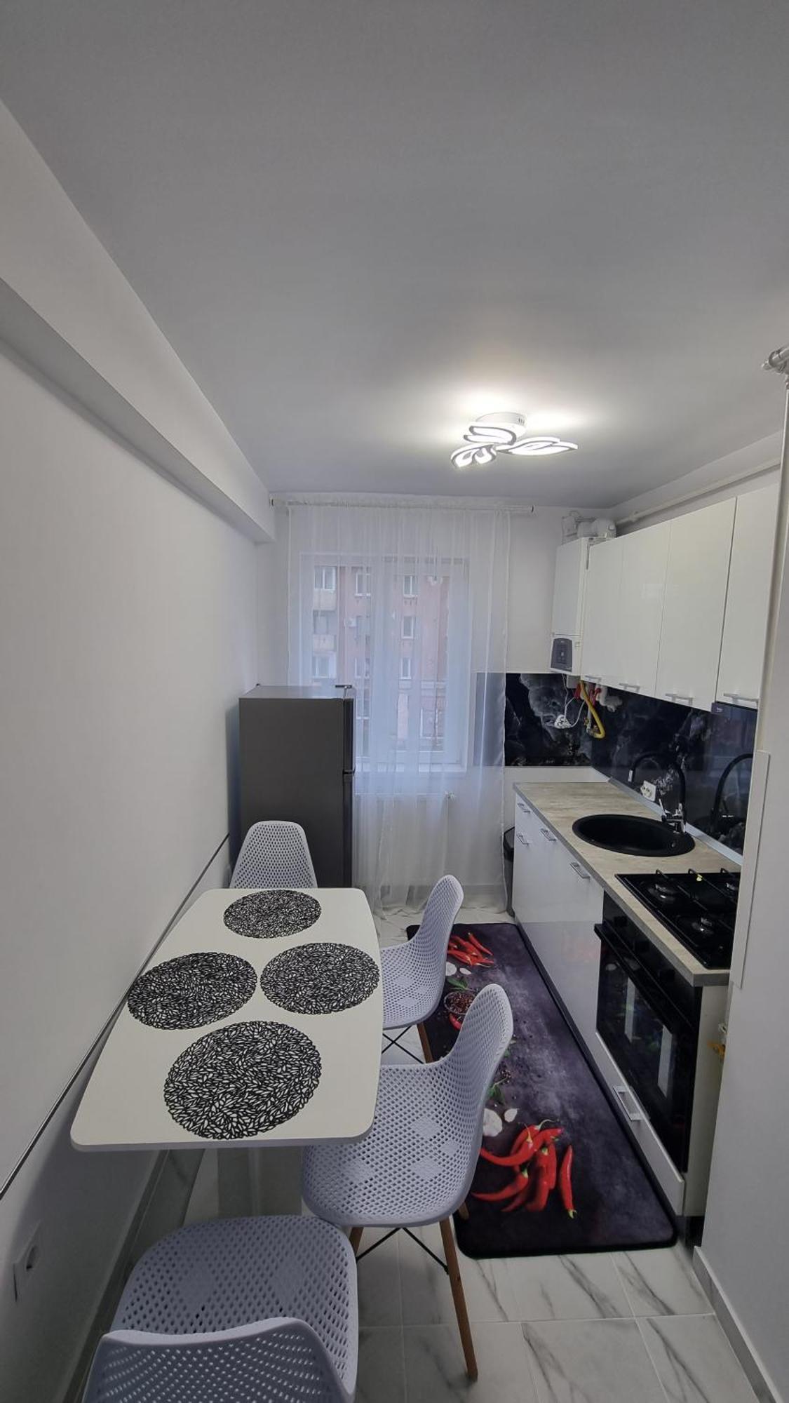 Apartament Central Pe Pietonala Nr2 Hunedoara Exterior photo